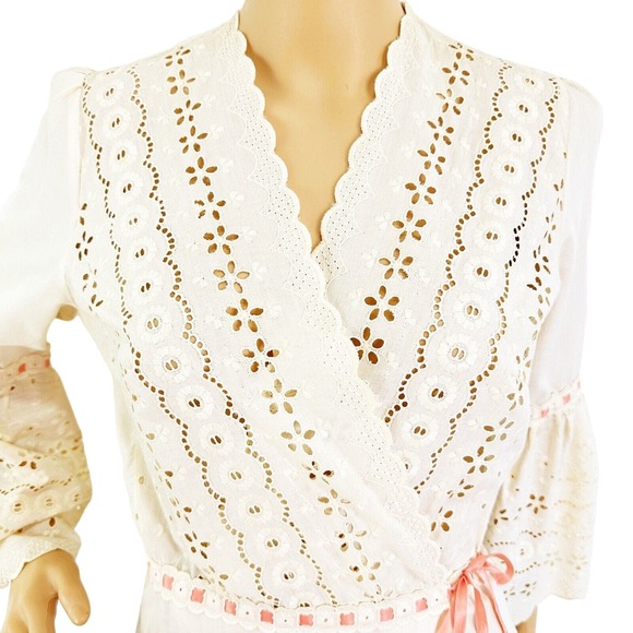 Vintage Ivory Cotton Eyelet Lace Cottagecore Peasant Dress Boho Hippie 60s 70's - Picture 11 of 16